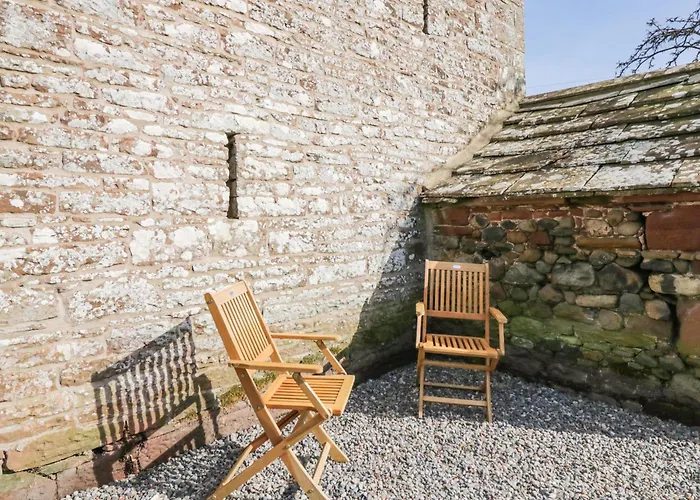 بيت للعطل The Roost